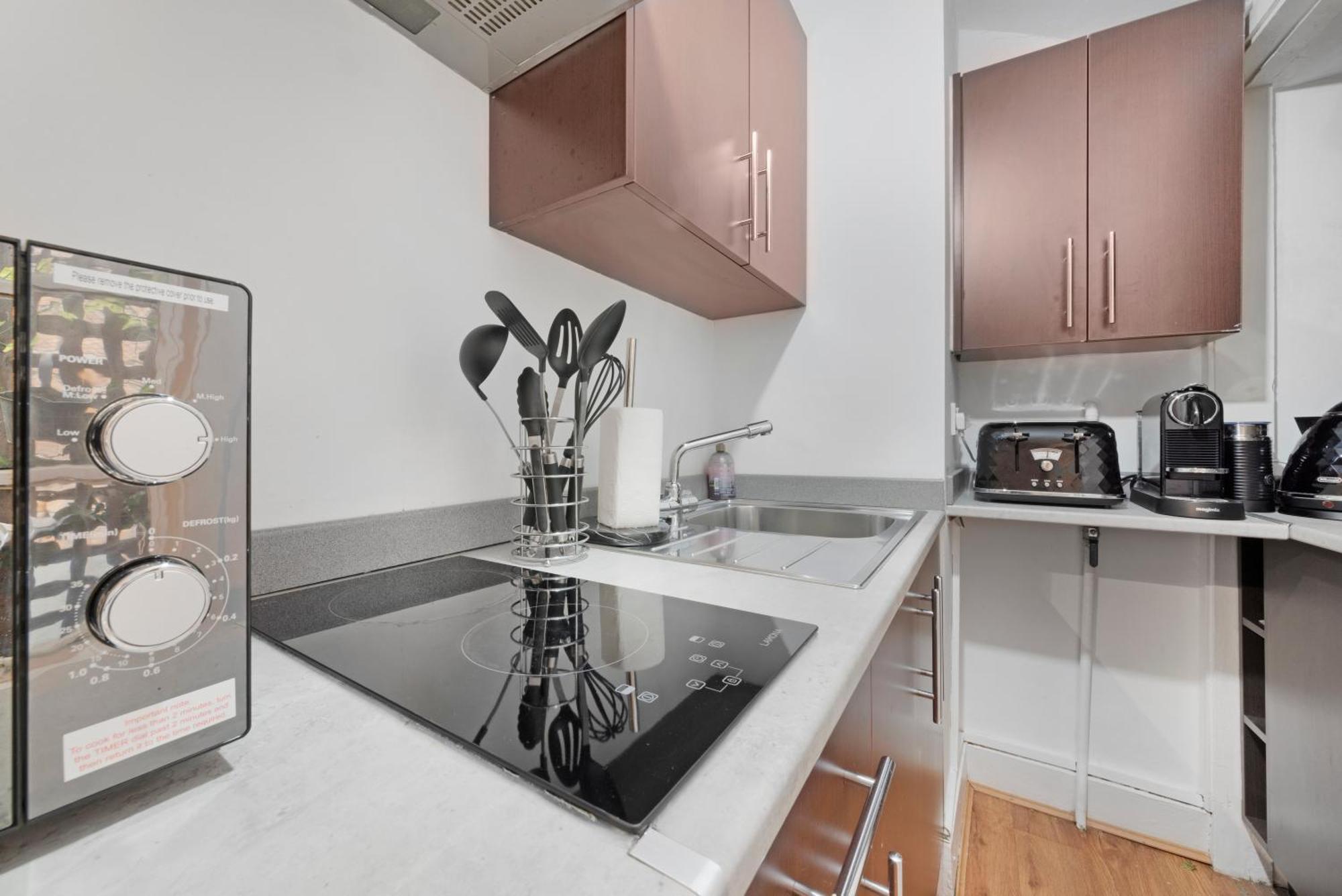 2 Bed Piccadilly Apartment 1 Londen Buitenkant foto