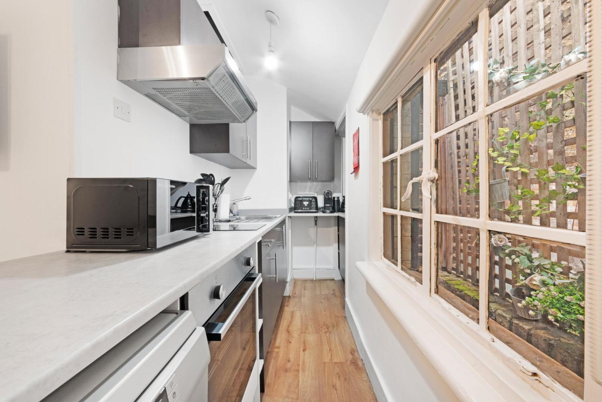 2 Bed Piccadilly Apartment 1 Londen Buitenkant foto