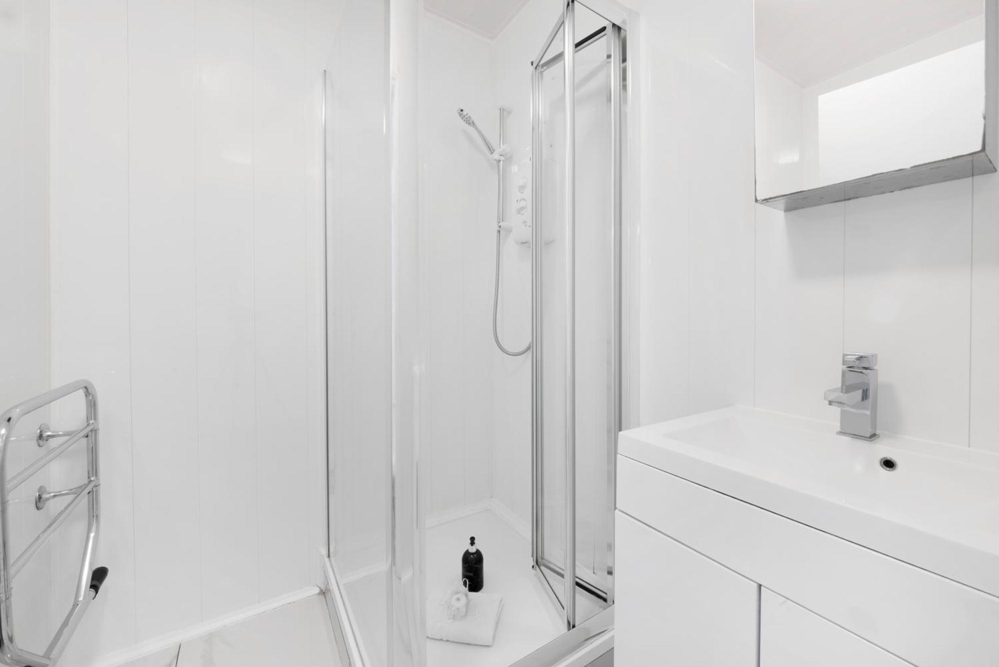 2 Bed Piccadilly Apartment 1 Londen Buitenkant foto