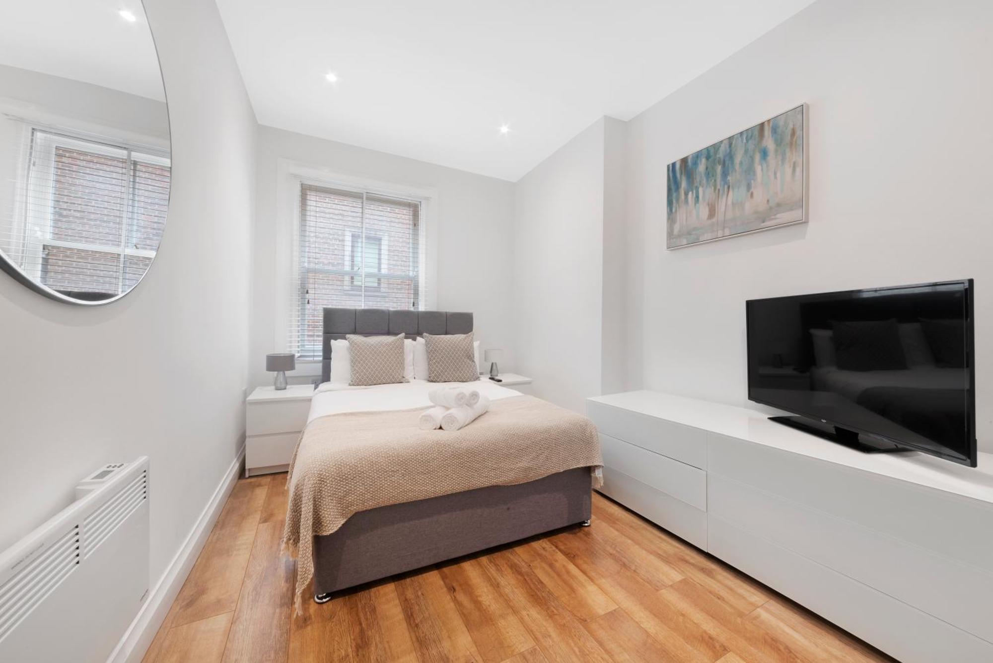 2 Bed Piccadilly Apartment 1 Londen Buitenkant foto